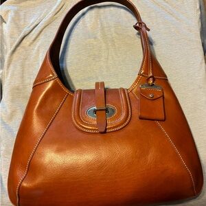 Elegant Dooney & Bourke handbag